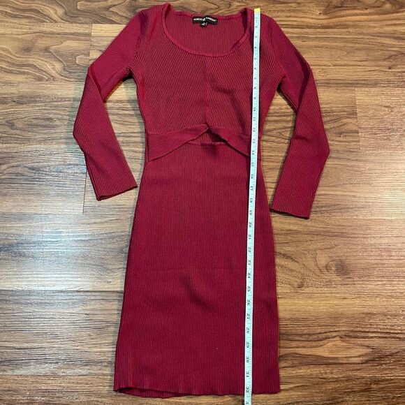 Almost Famous Womens Long Sleeve Sweater Dress Cut Out Round Neck Red Size Large - Picture 4 of 7